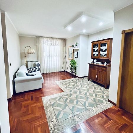 Luena Home Luxury Apartment Brusciano Bagian luar foto