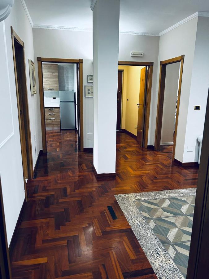 Luena Home Luxury Apartment Brusciano Bagian luar foto